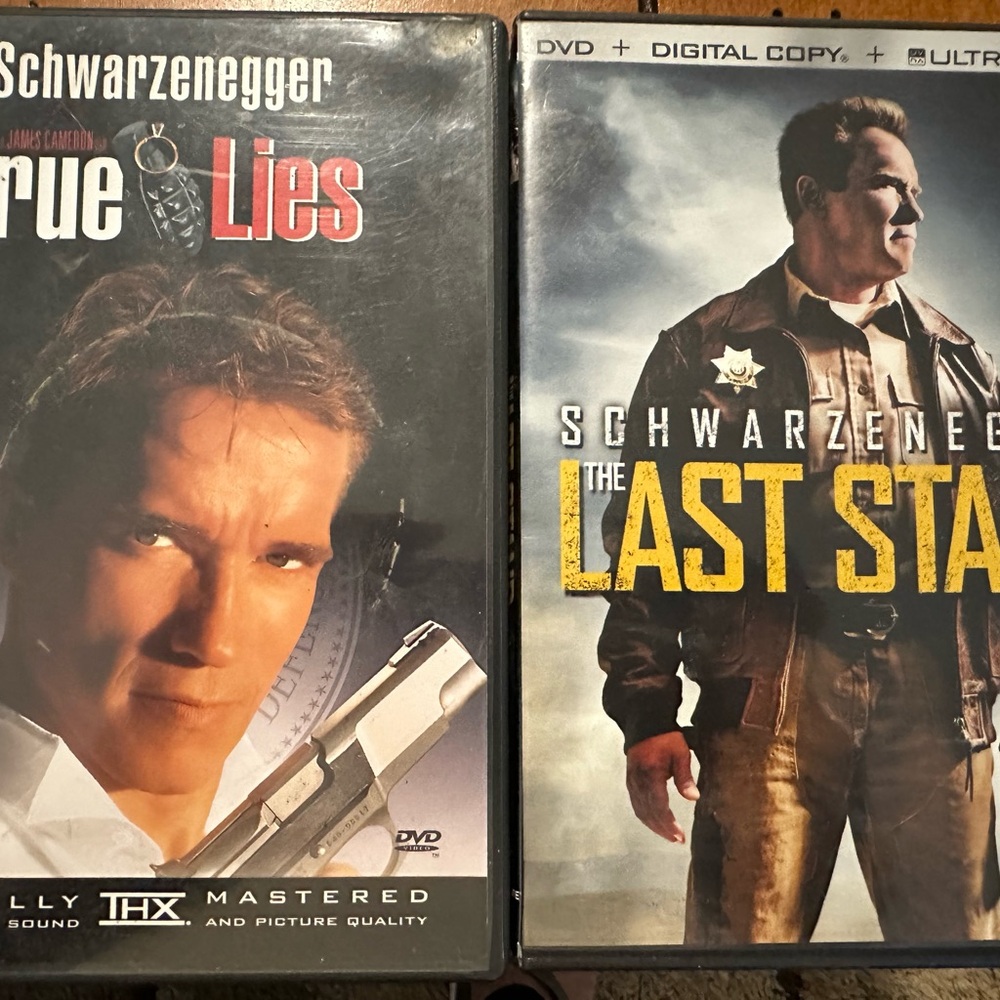 arnold schwarzenegger Action 2 Movies Bundle